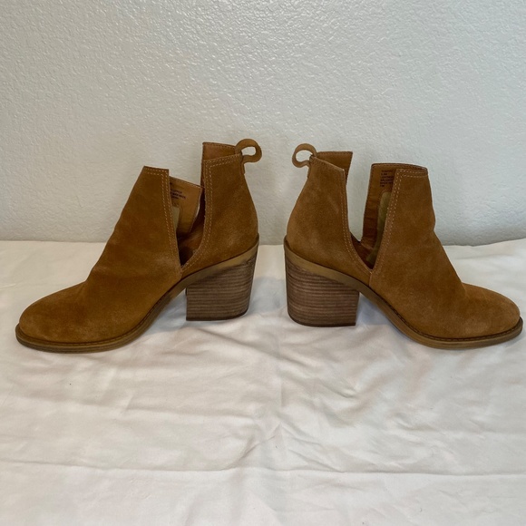 Steven Madden Sharini Suede Cut Out Boot Women's  Size 9.5--0106 - Picture 4 of 9
